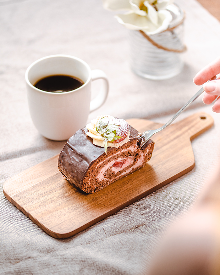 Bäckerei Hager Erdbeer-Roulade